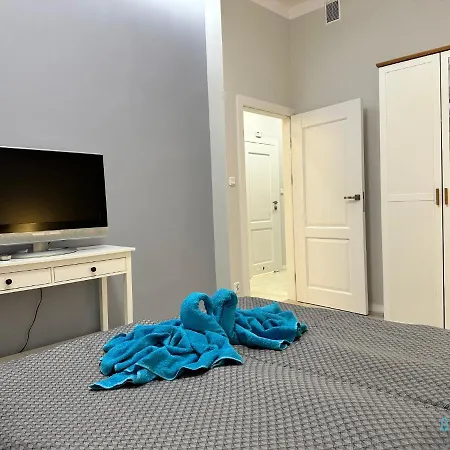 Apartment Stary Anchor *